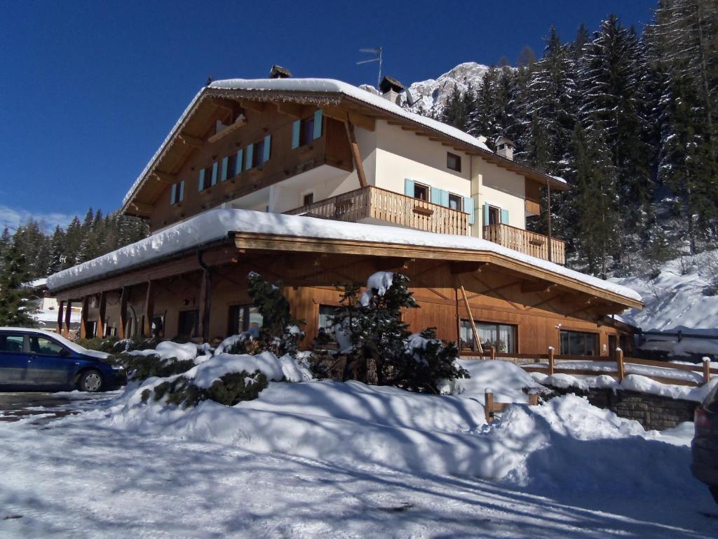 Hotel La Molinella Soraga Eksteriør bilde